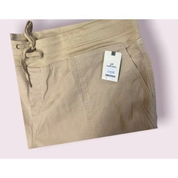 Pants cargo capri bottom tan cream plus size pants - Picture 10 of 11